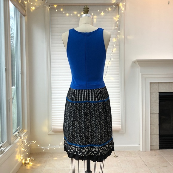 Girls From Savoy Arden sweater dress size M - Picture 4 of 5